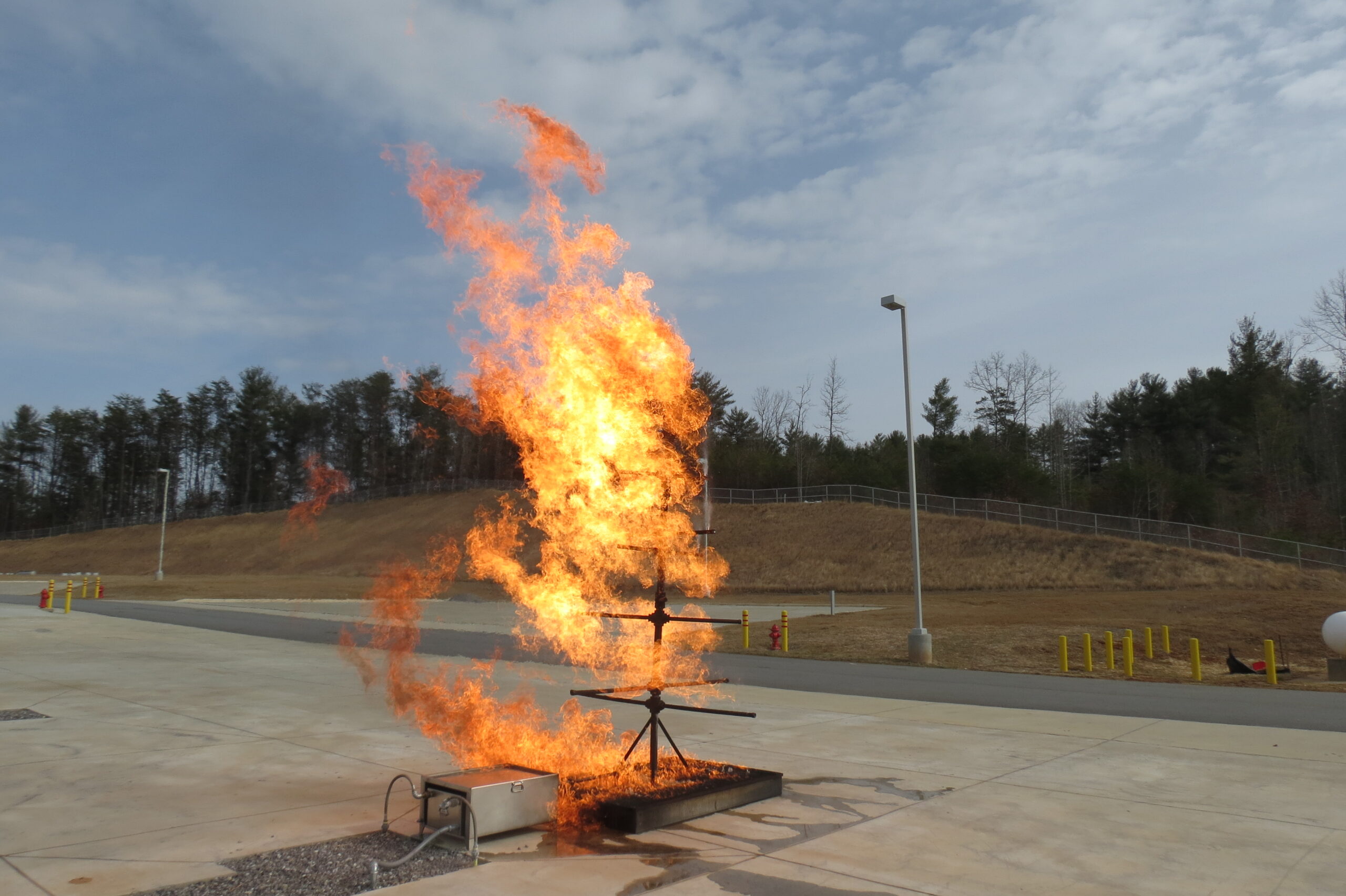 Oil and gas wellhead Christmas tree fire training prop for industrial live-fire firefighter training
