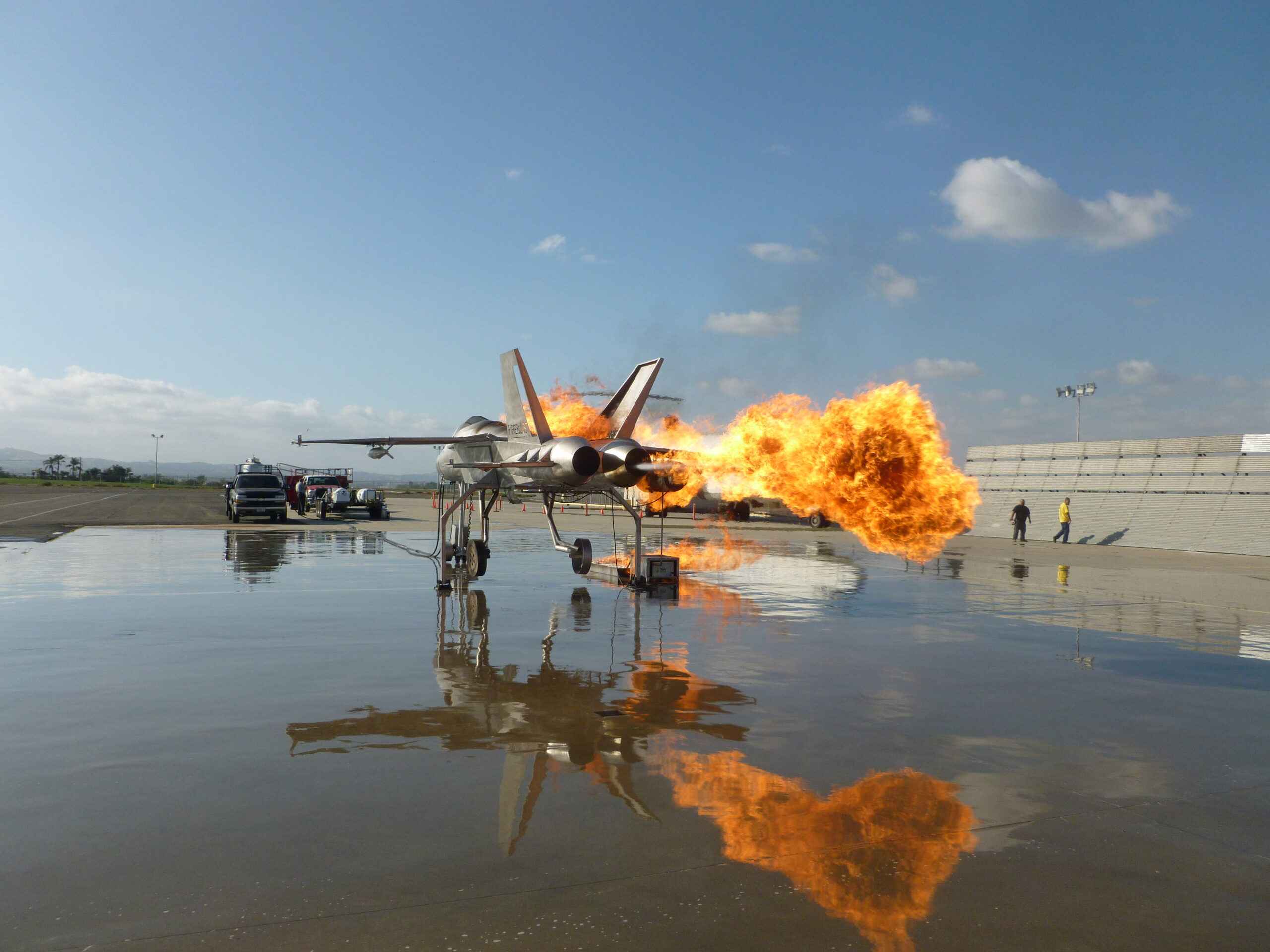 Fighter aircraft ARFF live-fire training prop during controlled fire response training