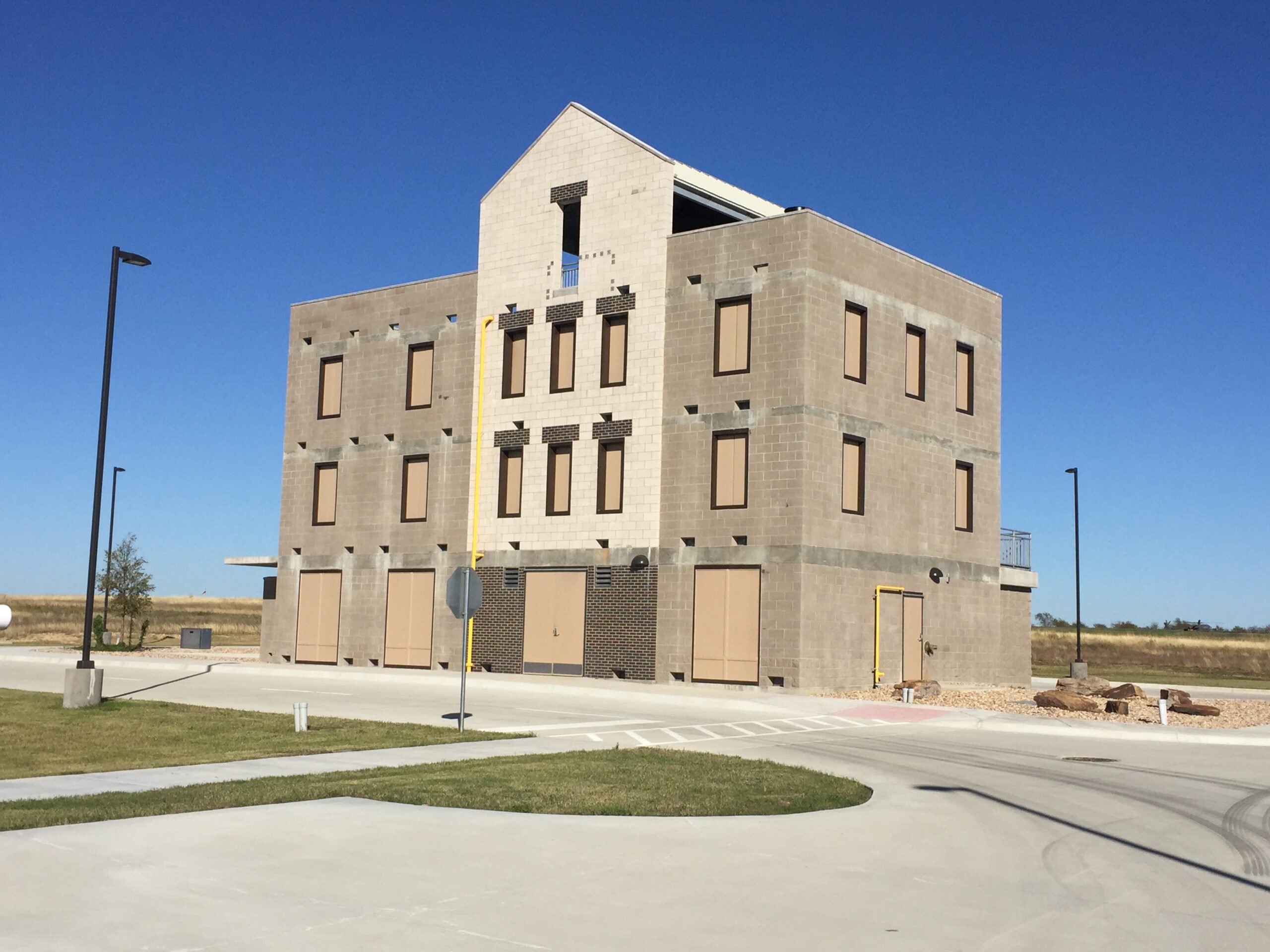 Burn building supporting structural fire and emergency response training